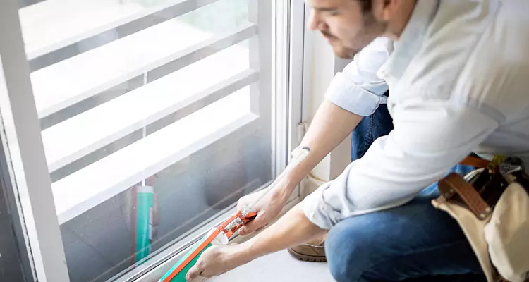 We fix All type of Sliding Door in Kissimmee, FL