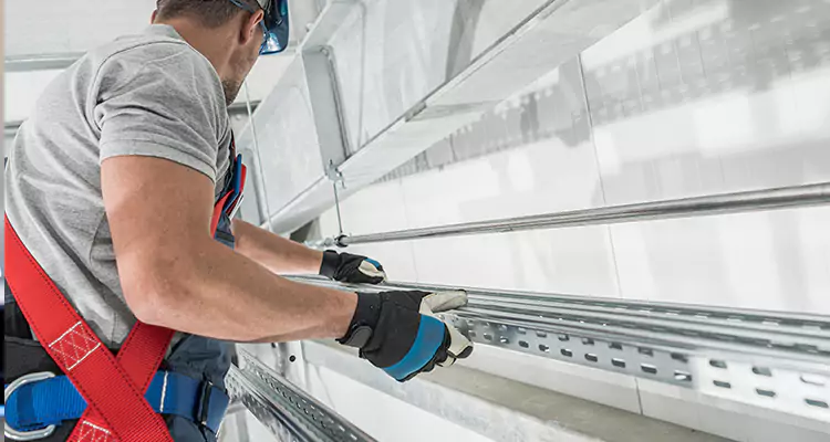 Glass Balcony Railing Replacement in Kissimmee, FL